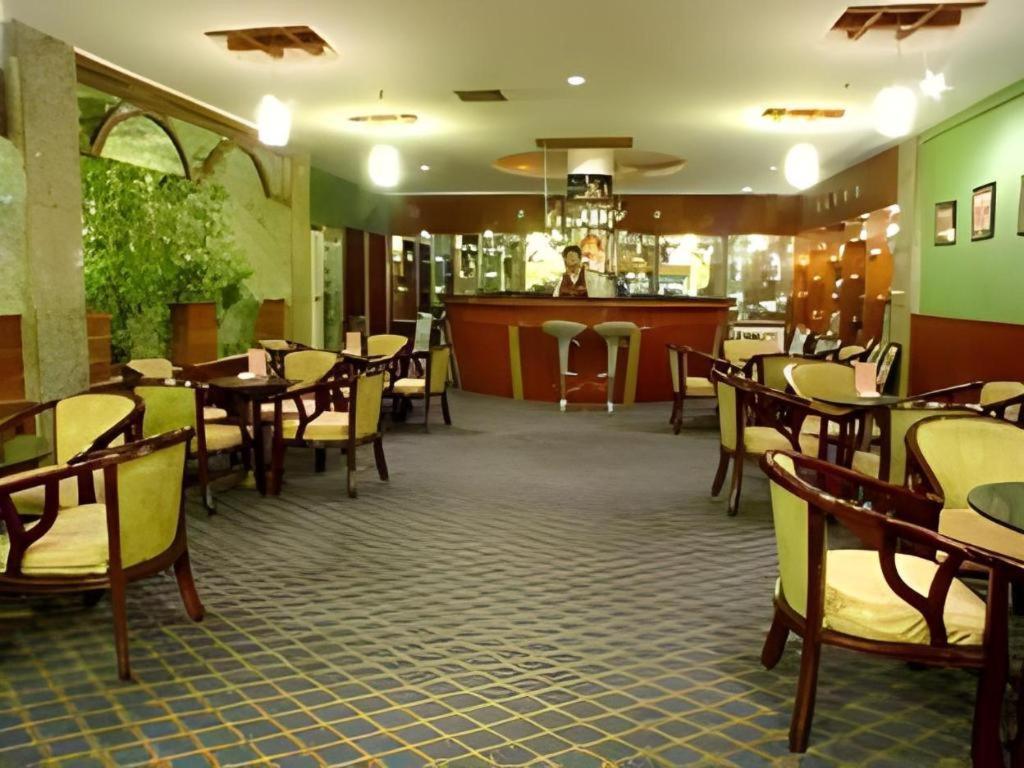 New Friendship Hotel Luoyang  Exterior foto