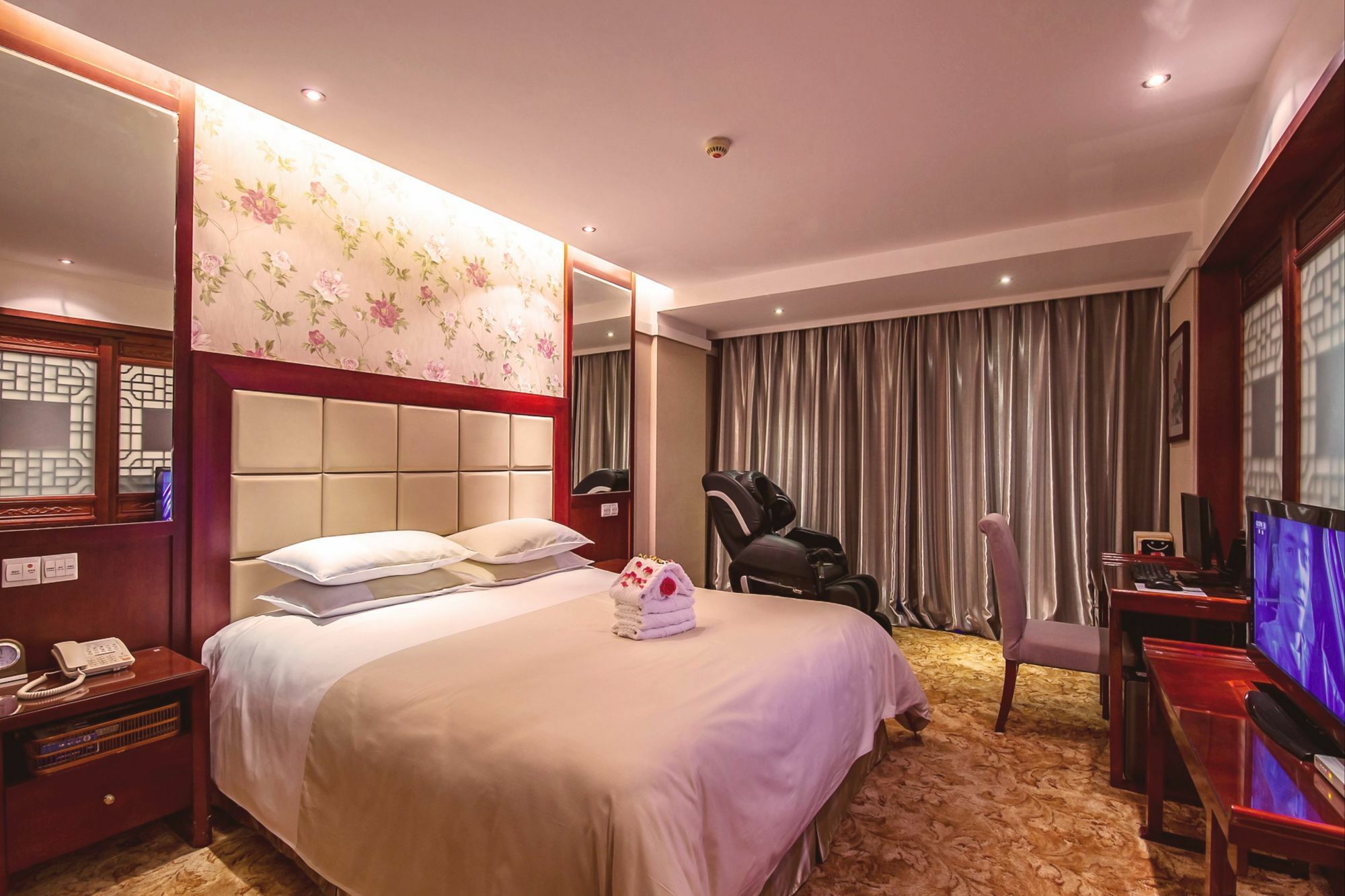 New Friendship Hotel Luoyang  Exterior foto